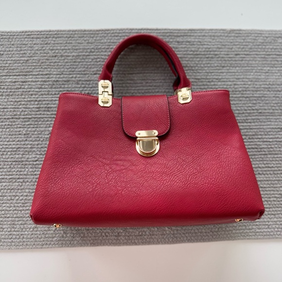 DASEIN Red Statement Handbag Purse Shoulder Bag with Bright Gold Brass Hardware - Picture 14 of 16